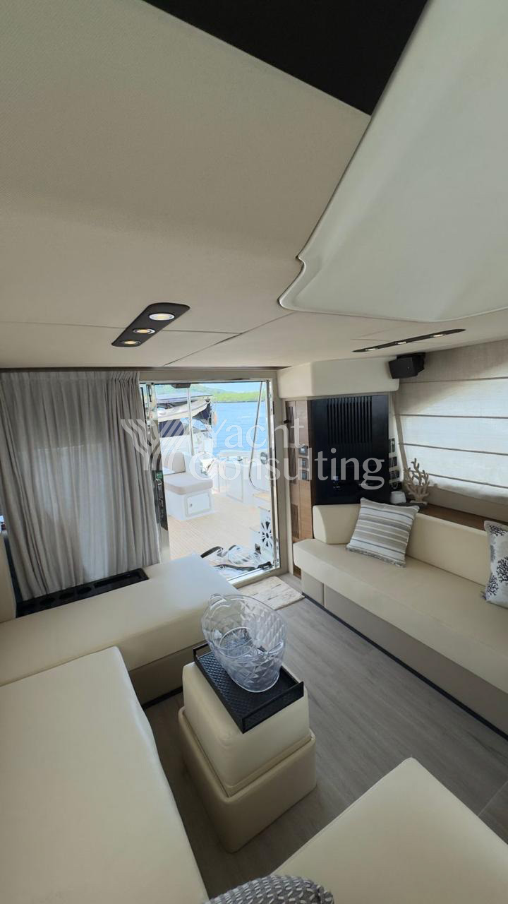 Azimut 56