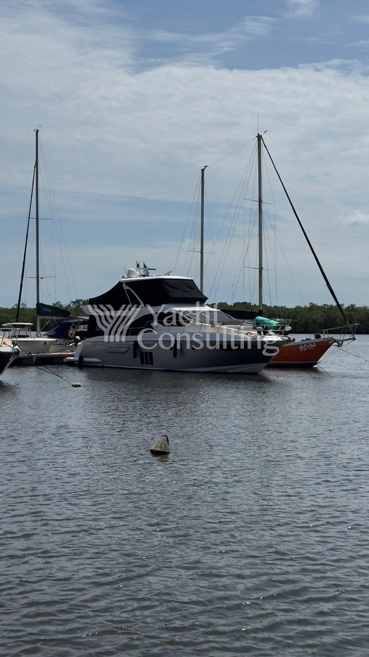 Azimut 56