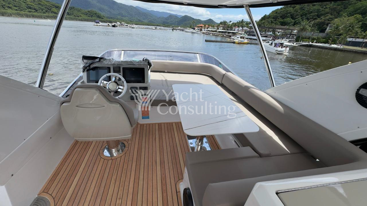 Azimut 56