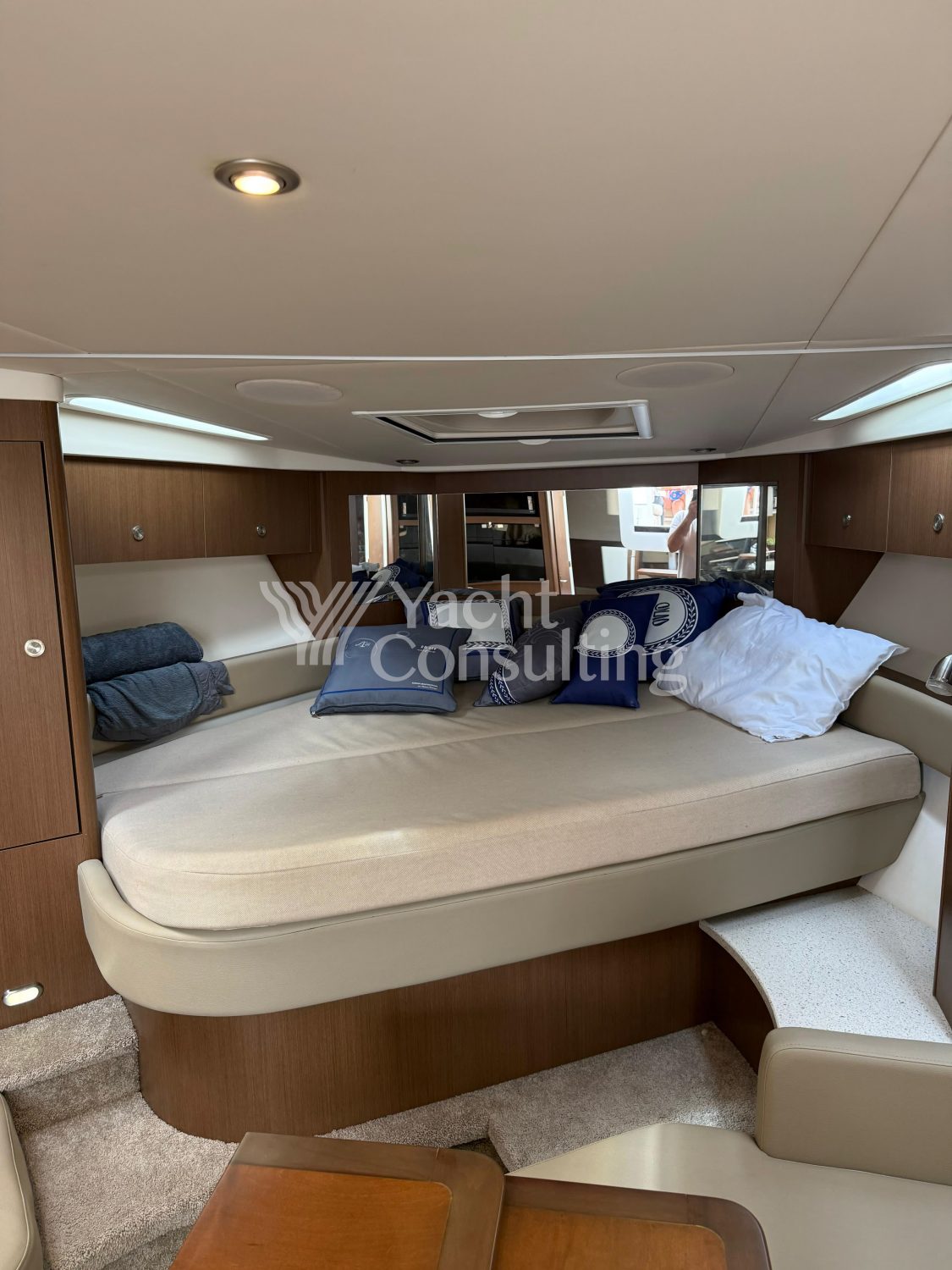 Sea Ray 375