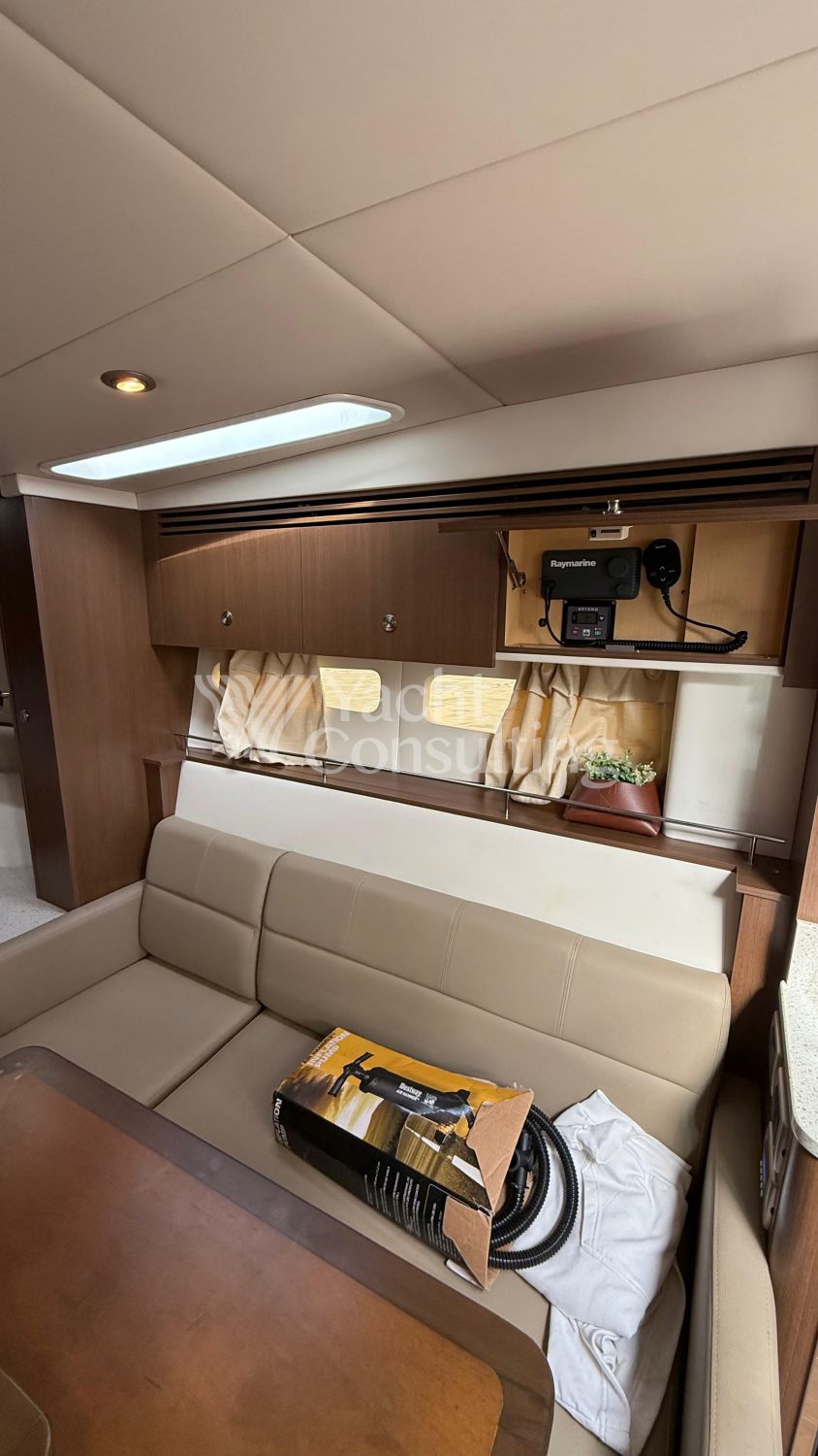 Sea Ray 375