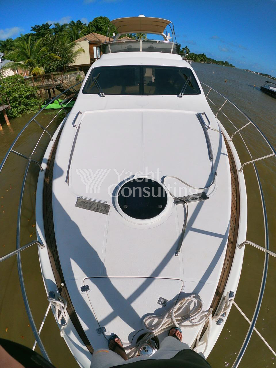 Intermarine 560 Full