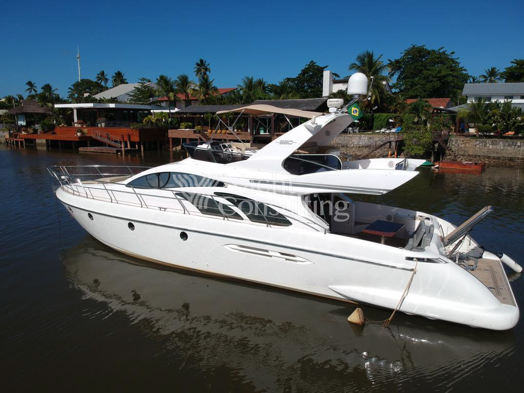 Intermarine 560 Full